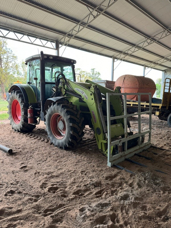 Claas 140hp Tractor & Loader