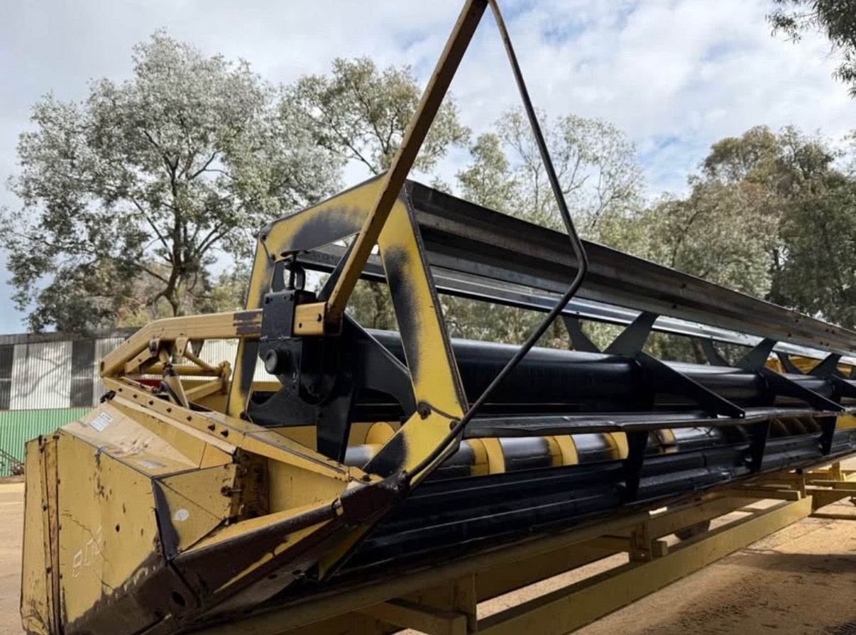 New Holland Header Front