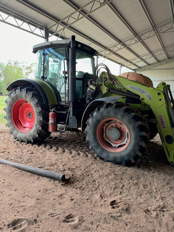 Claas 140hp Tractor & Loader