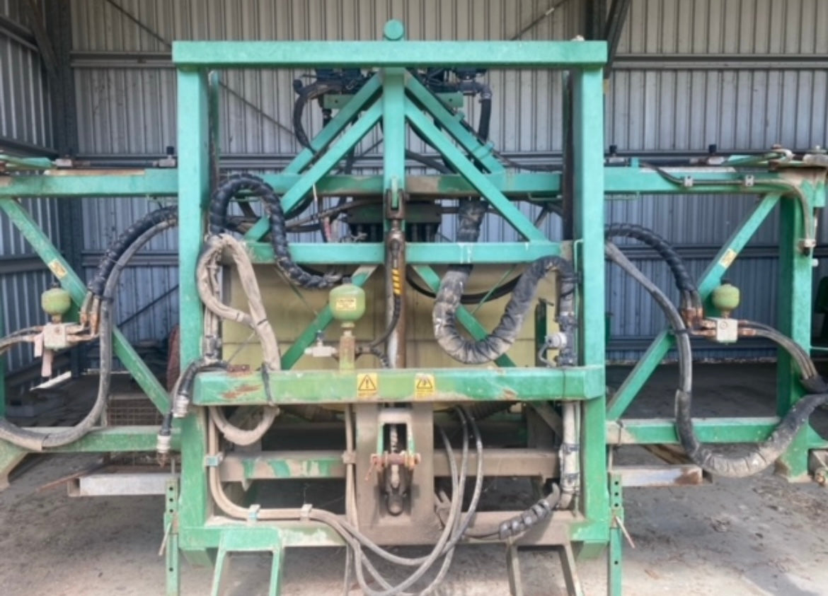 Hayes Linkage Sprayer