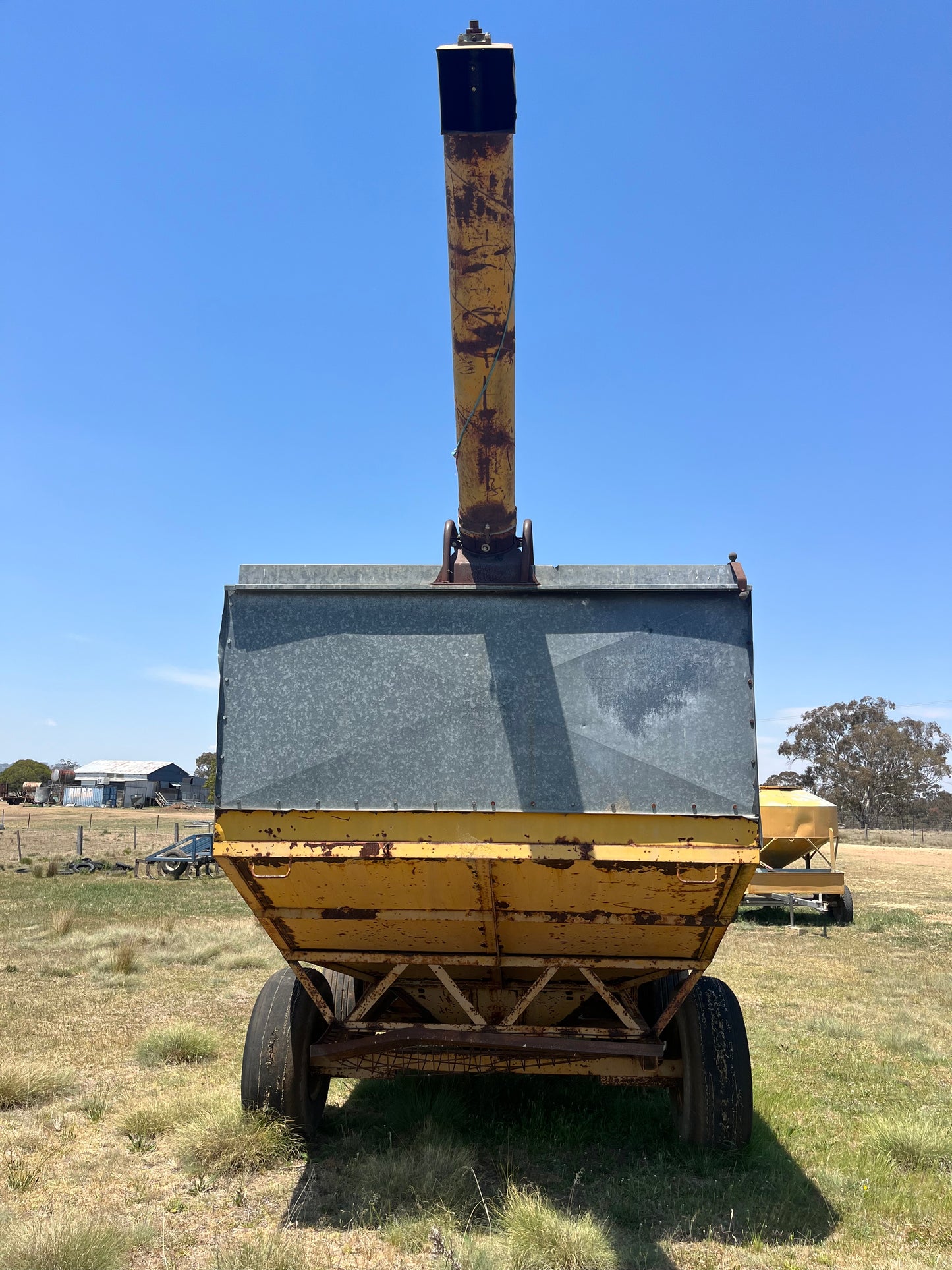 15t Field Bin