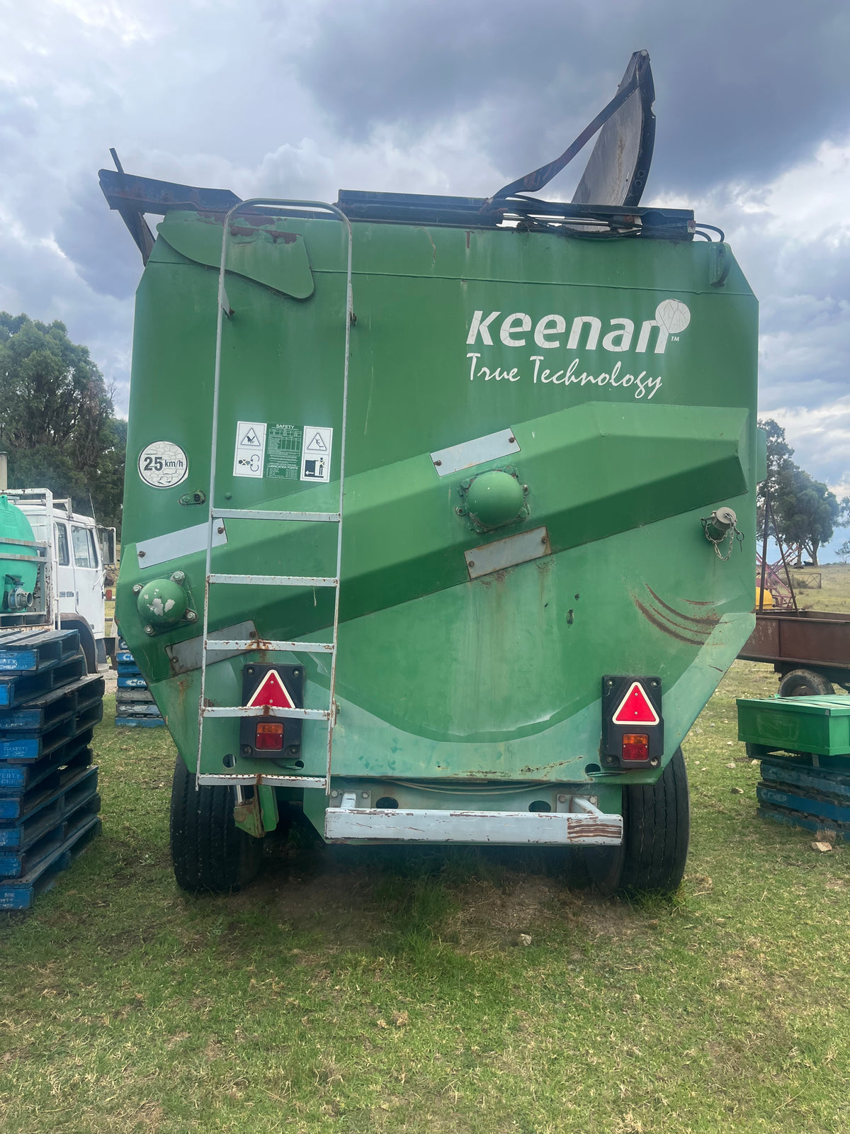 Keenan MechFibre 360 FeedMixer