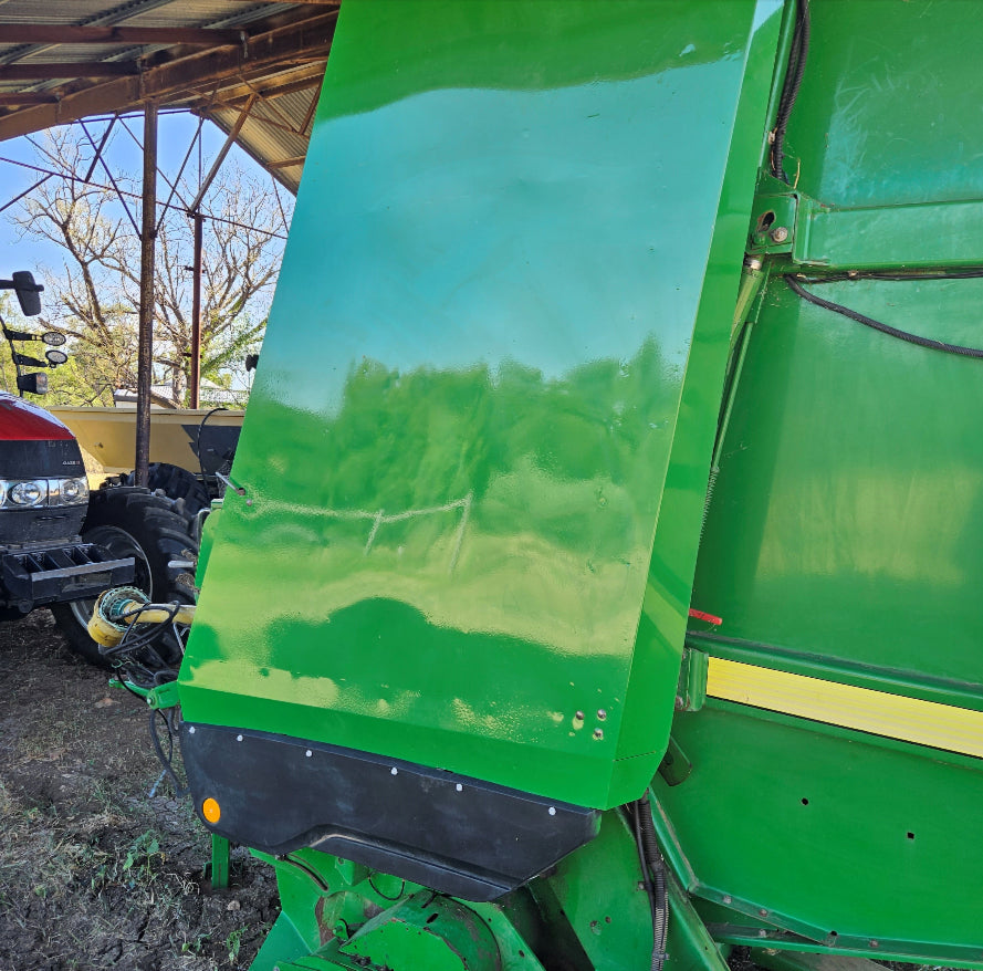 John Deere 592 Round Baler