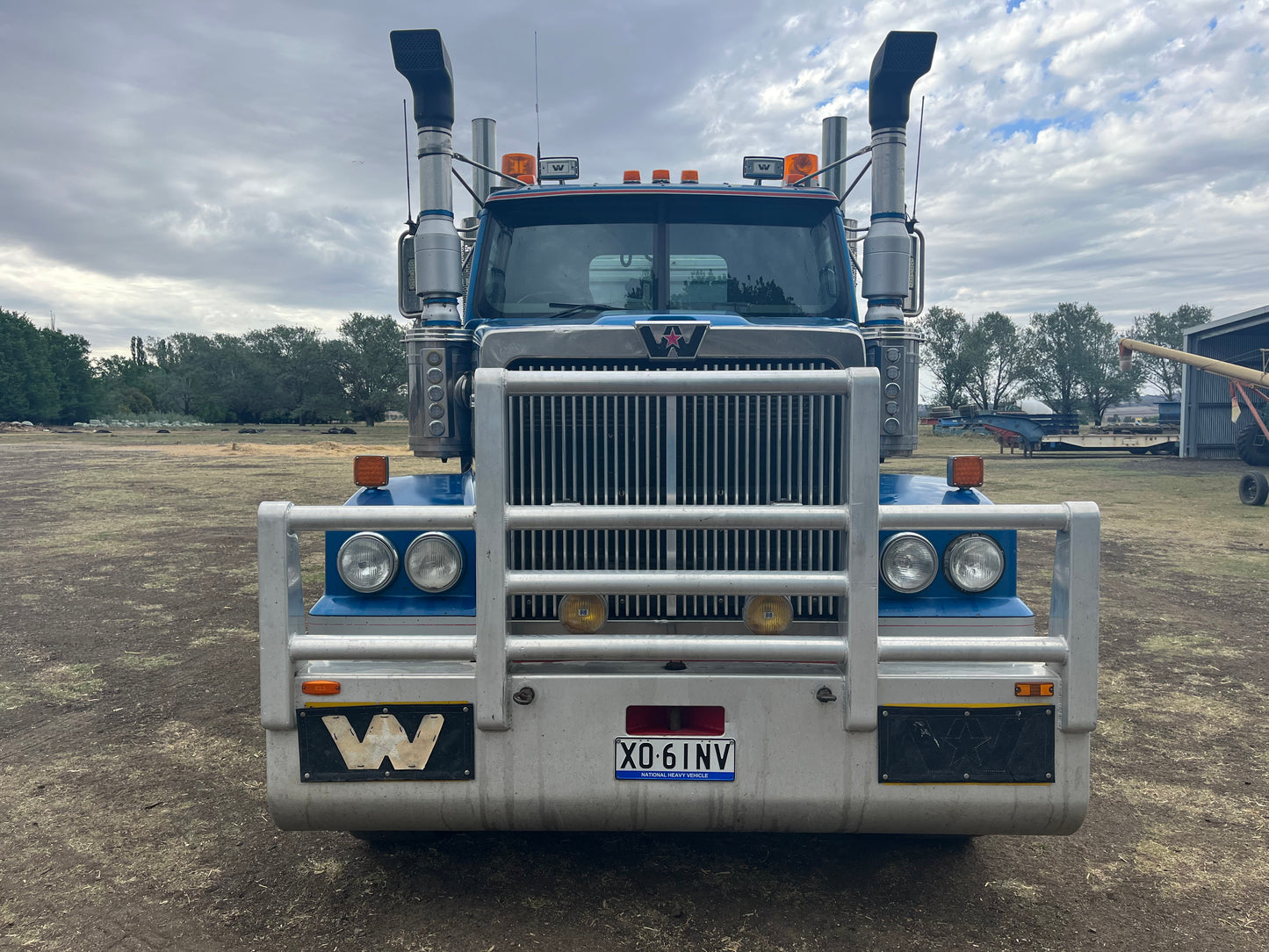 Western Star 4900 FX Truck & Dog