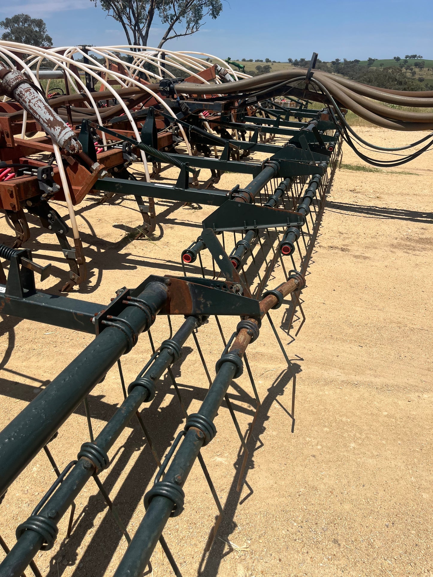 Gason Cultimaster 5100 10m Air Seeder Bar with 1830 Twin Bin Cart
