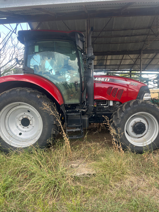 CASE IH Maxxum 140 Tractor