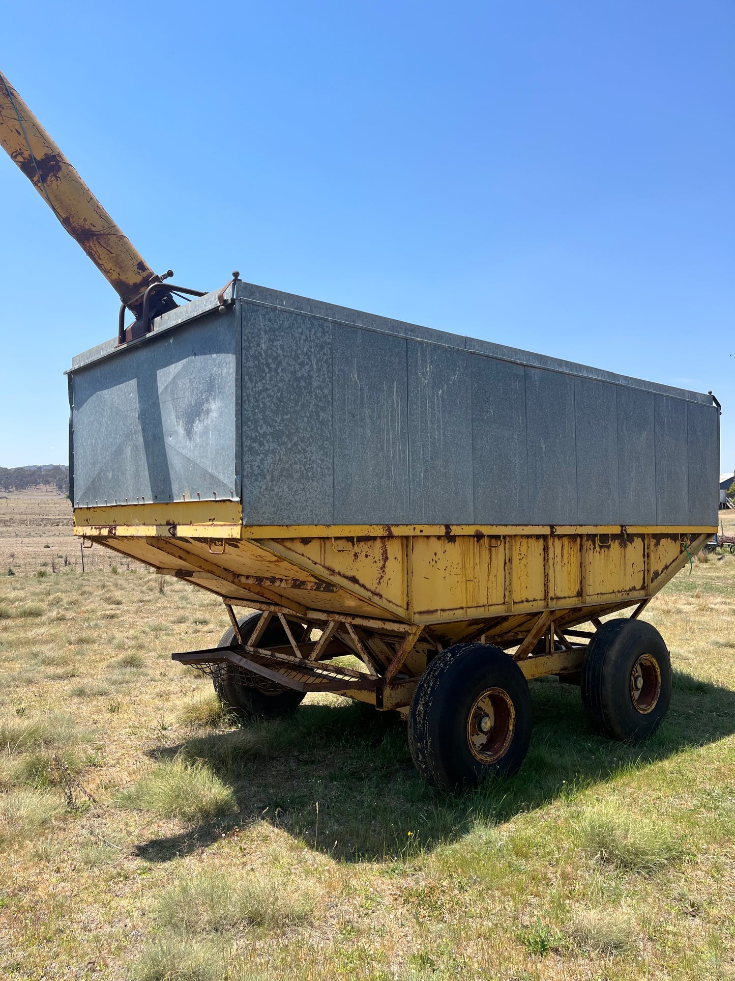 15t Field Bin