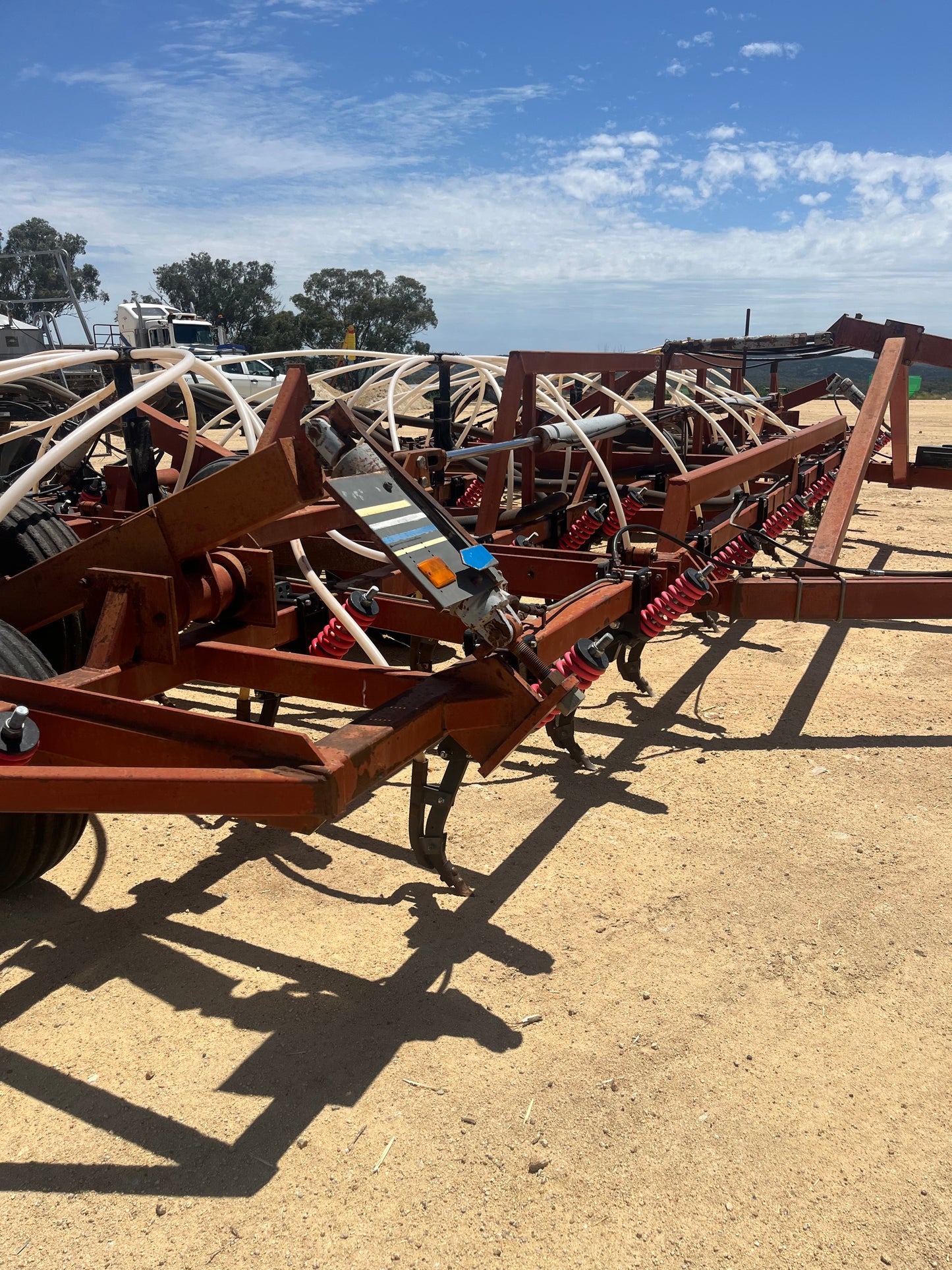 Gason Cultimaster 5100 10m Air Seeder Bar with 1830 Twin Bin Cart