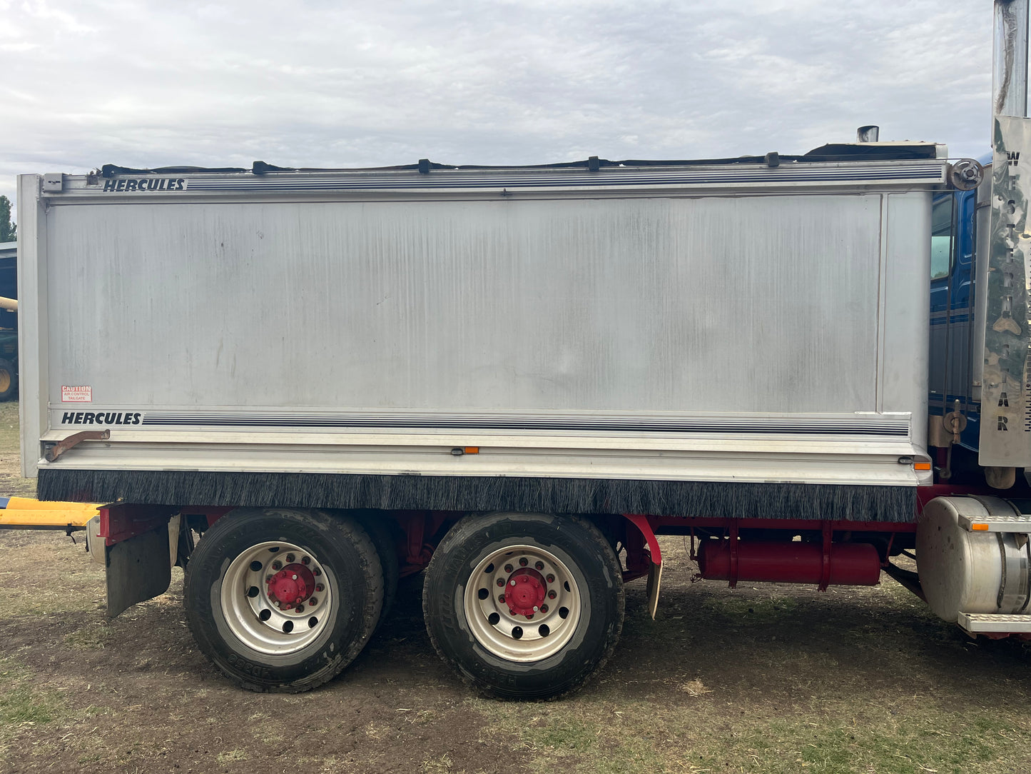 Western Star 4900 FX Truck & Dog