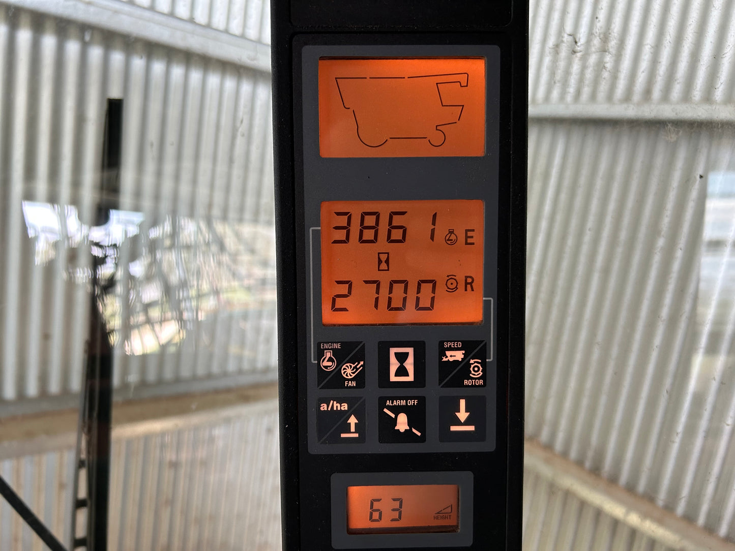 Case IH 2366 Combine