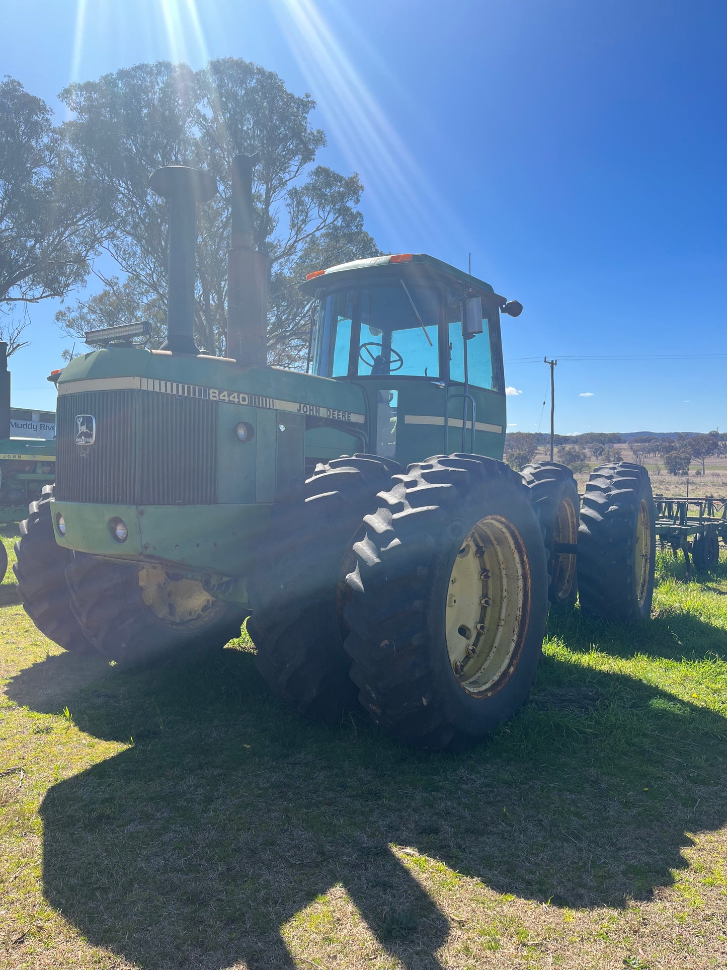 John Deere 8440